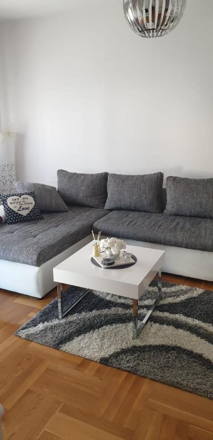 Apartman Aura Zagreb Exterior foto